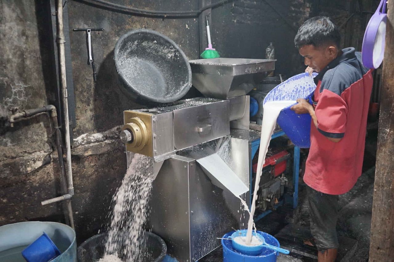 Harga Santan di Pekanbaru Turun Jadi Rp14.000 per Kg Pasca Idul Adha