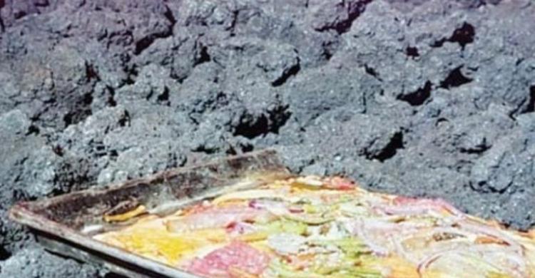 Panggang Pizza Pake Lava Gunung Berapi