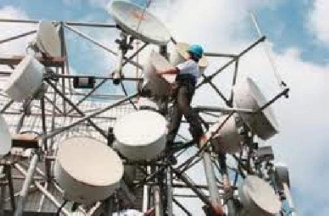 Dewan Minta Pemko Tegas Tertibkan Tower Ilegal