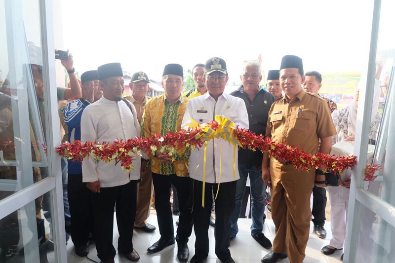 Bupati Inhil Resmikan Puskesmas Rawat Inap di Sungai Guntung, Kateman