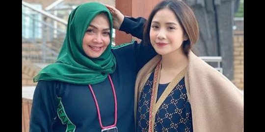 Potret Masa Muda Mama Rieta yang Kece Habis, Penampilan dan Parasnya Jadi Sorotan