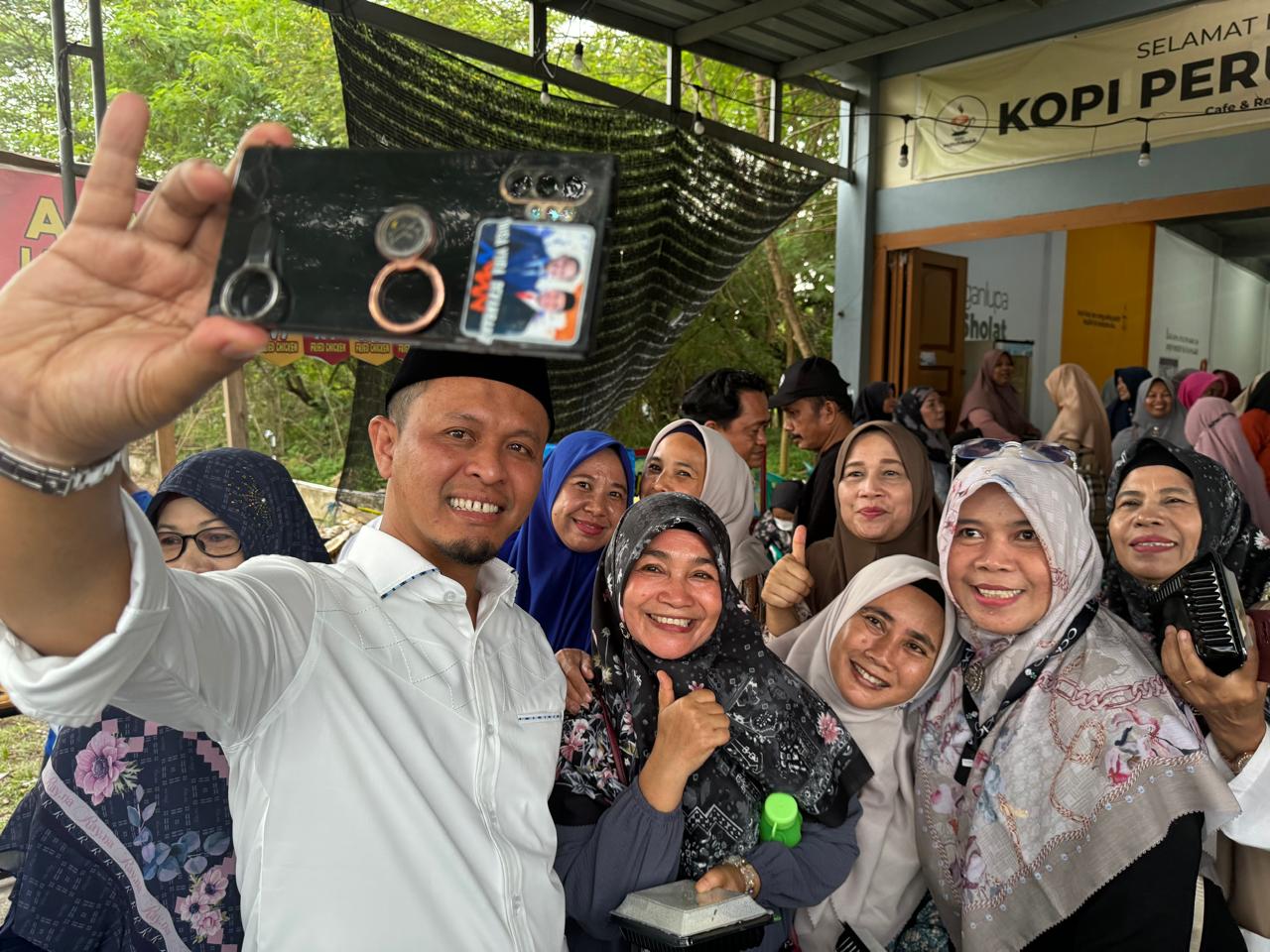 Agung Nugroho Kunjungi Posko Perubahan, Ajak Tolak Politik Uang dalam Pilkada Pekanbaru