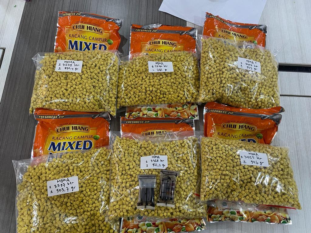 Datang dari Malaysia, Penumpang Kapal Bawa Ekstasi 19.516 Butir ke Dumai