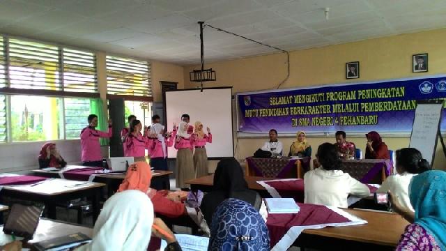 SMAN 4 Pekanbaru Adakan Workshop Sekolah Sobat Bumi