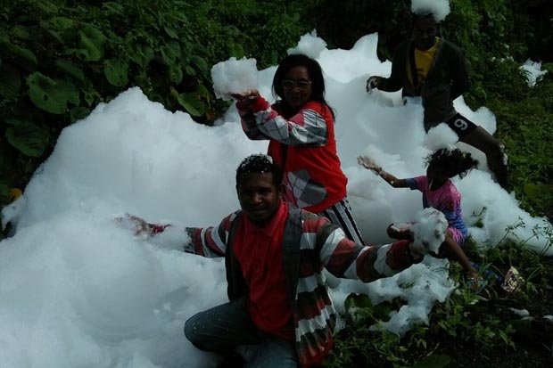 Ini Penjelasan soal Fenomena Awan Jatuh di Raja Ampat