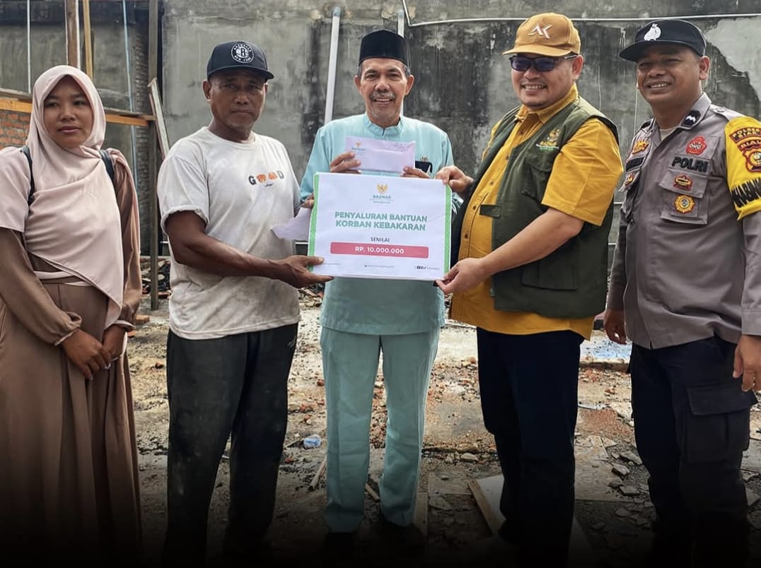 Hadir di Tengah Masyarakat, Baznas Riau Salurkan Bantuan Rp10 Juta untuk Korban Kebakaran
