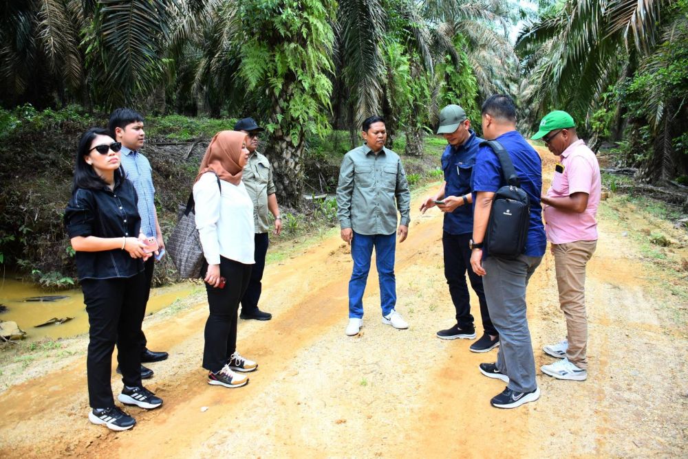 Tim Menko Polhukam Tinjau Tanah Ulayat Masyarakat Adat Persukuan Piliang Ganting