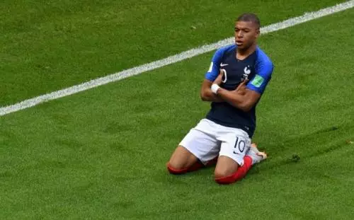 Mbappe Enggan Disejajarkan dengan Pele