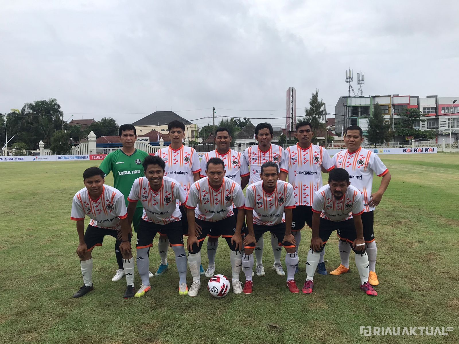 Sempat Tertinggal, SIWO Riau Lumat Jawa Barat 5-1