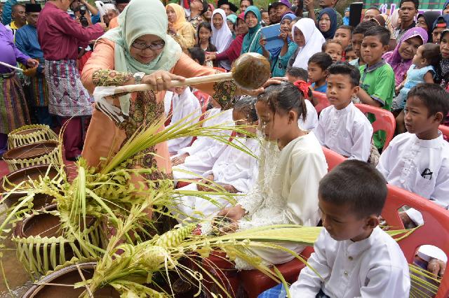 Upaya Pelestarian Budaya dan Tradisi Masyarakat Lokal