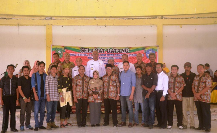 Pjs Bupati Inhil Buka Acara FLS2N SMA Kabupaten Inhil Tahun 2018