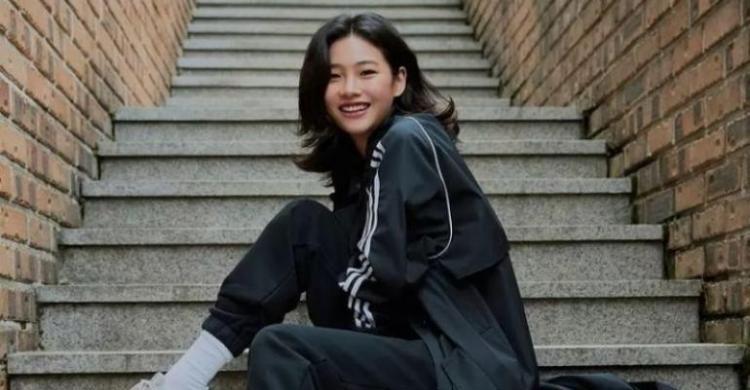 Jung Ho Yeon: Tenar Bikin Sulit MakanSelama 20 Hari Ke Depan