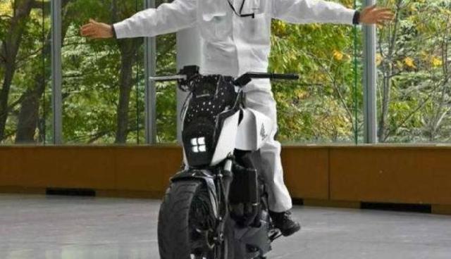 Honda Kembangkan Motor 'Anti-Jatuh', Terinspirasi Robot