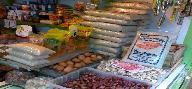 Disprindag Sebut Harga Komoditi Turun 10 Persen