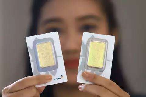 Harga Emas Antam Turun, Berikut Rincian Lengkapnya
