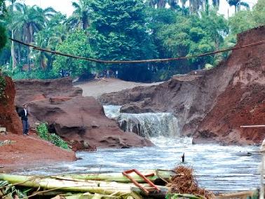 Bronjong Dibangun Asal-asalan, Rumah Warga Terendam Banjir
