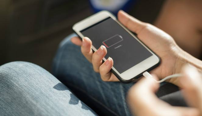 Tak Lama Lagi Ponsel Bisa Aktif Tanpa Baterai