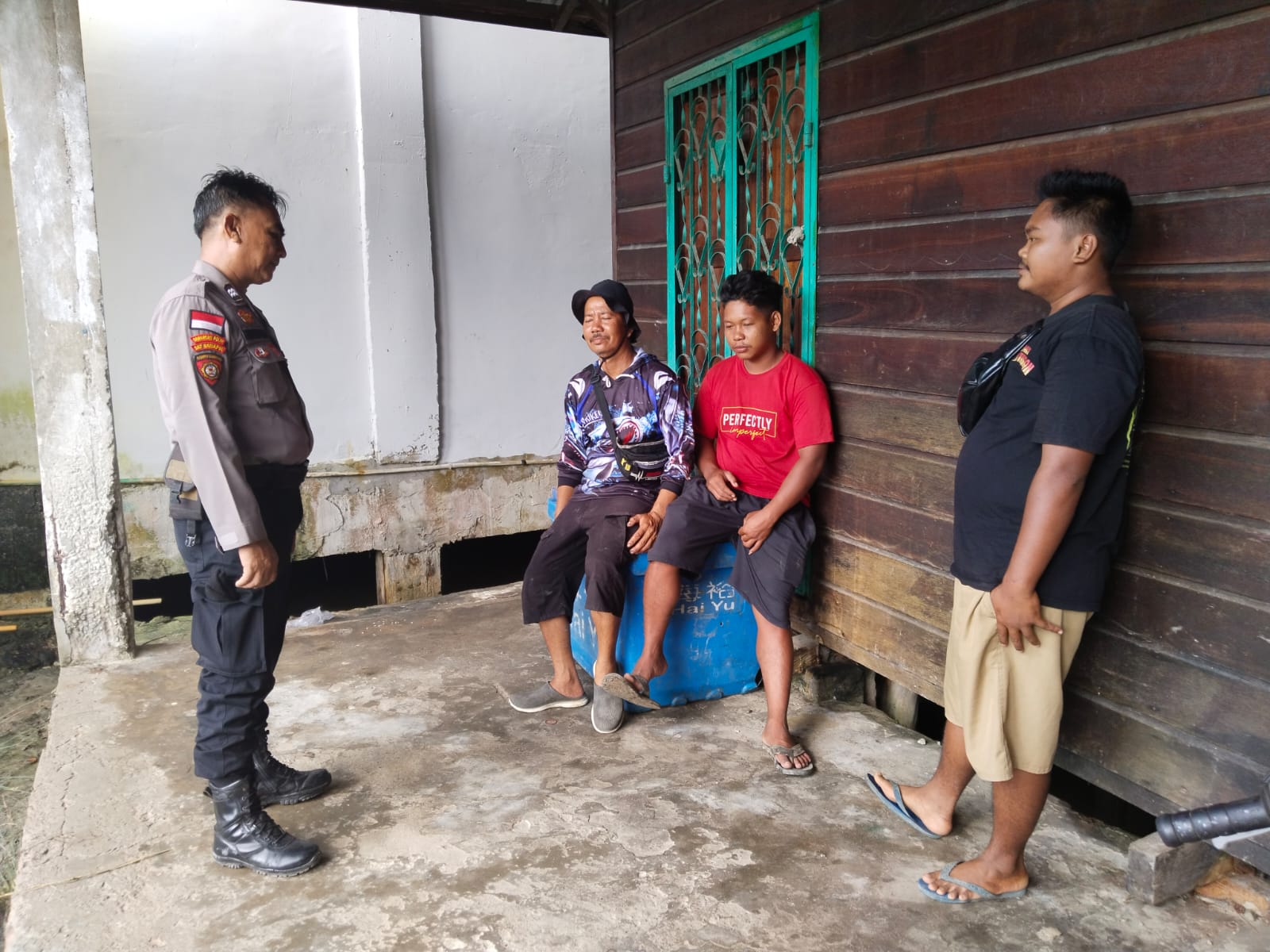 Polsek Rupat Utara Gelar Pertemuan dengan Warga Desa Tanjung Medang, Jelang Pilkada 2024