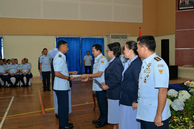 Perwira Lanud Rsn Pekanbaru Raih Predikat Siswa Terbaik Sekkau A-102