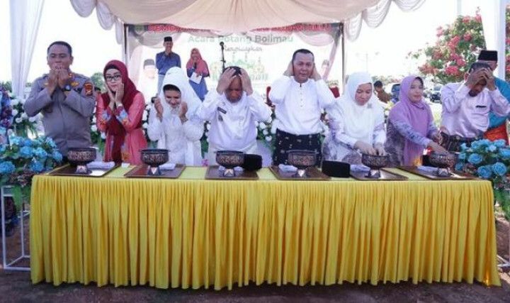 Bupati H. Sukiman Sebut Potang Bolimau Tradisi Budaya yang Harus di Lestarikan