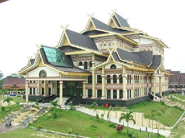 Muri Minta Pengadaan Interior Gedung Idrus Tintin Diusut KPK