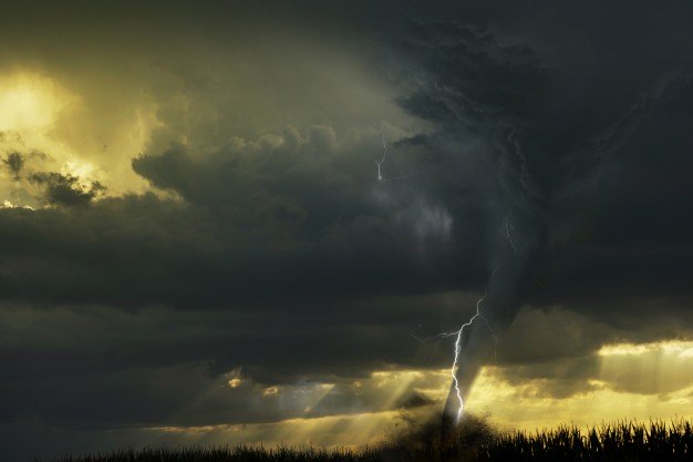 Ini 5 Fakta Angin Puting Beliung Ngamuk di Bandung dan Sumedang