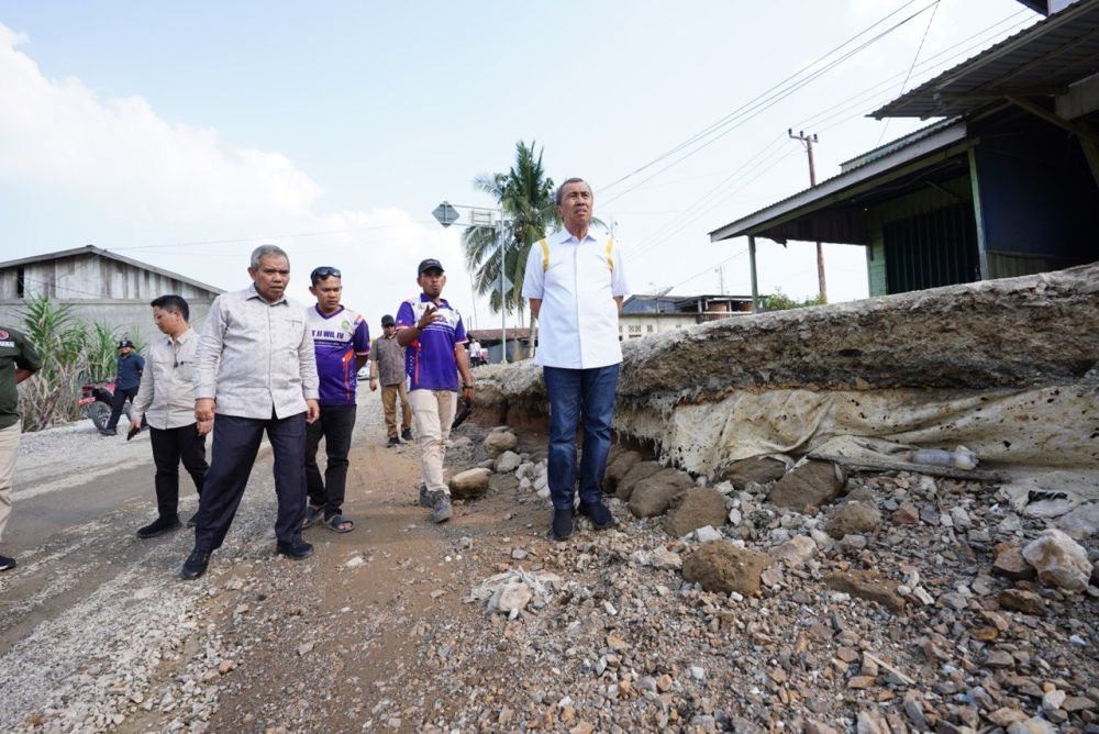 3 Kali Diperbaiki, Jalan Amblas di Kempas Inhil Bakal Dibangun Jembatan