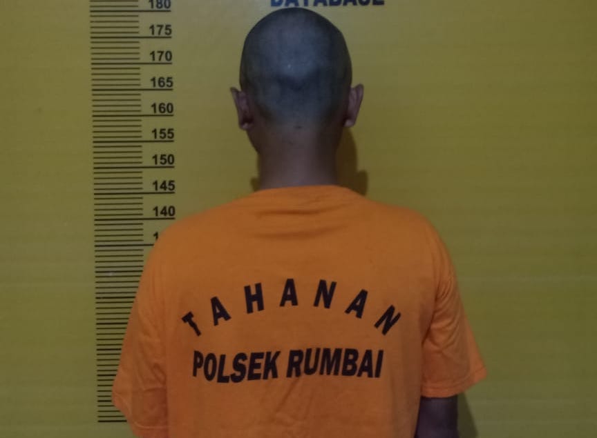 Pria di Pekanbaru Ini Nekat Curi Peralatan Tower Untuk Main Judi Online