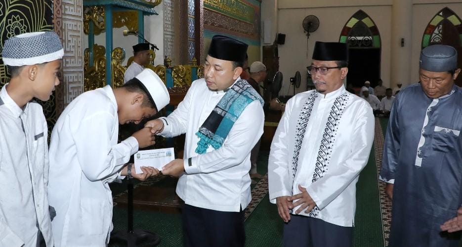 Wabup dan Sekda Siak Peringati Malam Nuzul Quran