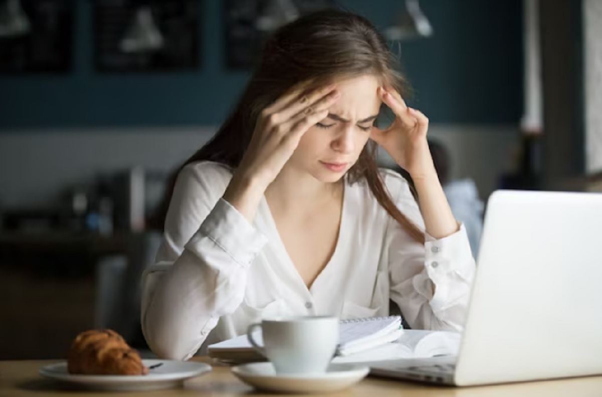 Lampiaskan Stres dan Galau dengan Makan Bisa Picu Kenaikan Berat Badan