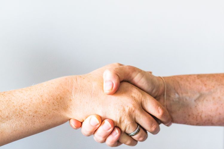 Maaf Itu Semakin Sulit, Sebab Kamu yang Berjanji Lalu Mengkhianati