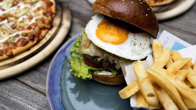 Studi: Junk Food Percepat Kerusakan Sel Otak dan Memori