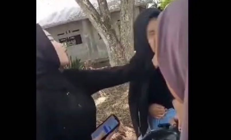 Kronologis Wanita Aniaya Siswi SMP di Rohil karena Cemburu VC dengan Suaminya