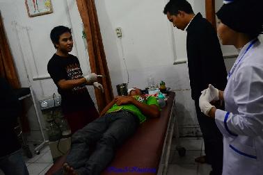 Mabuk, MR. X  Ditemukan Terkapar Dipinggir Jalan