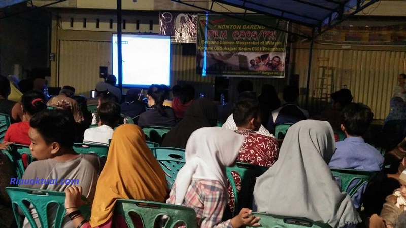 Warga Pekanbaru Antusias Nonton Film G30 S PKI