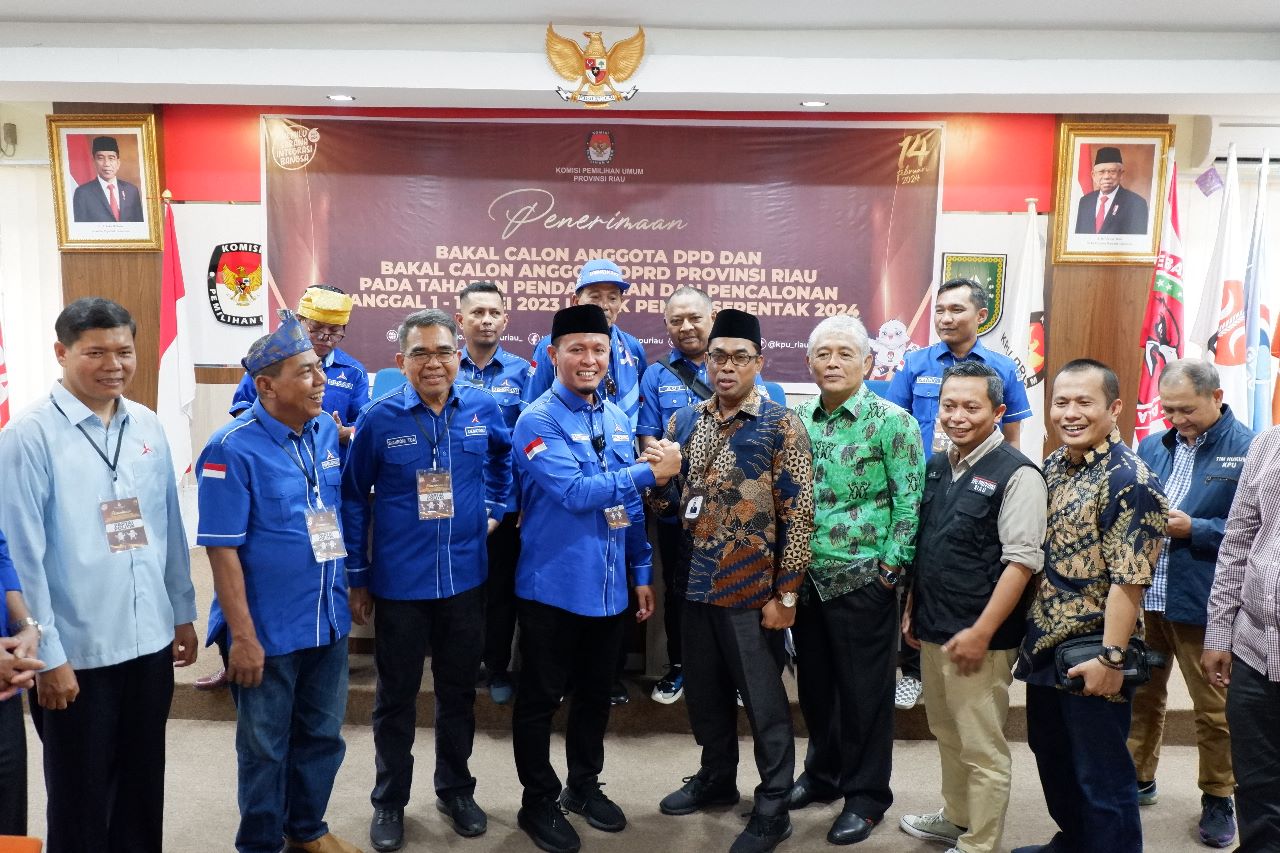 Update : 28 Bacalon DPD, Dua Berkas Parpol Dikembalikan KPU Riau