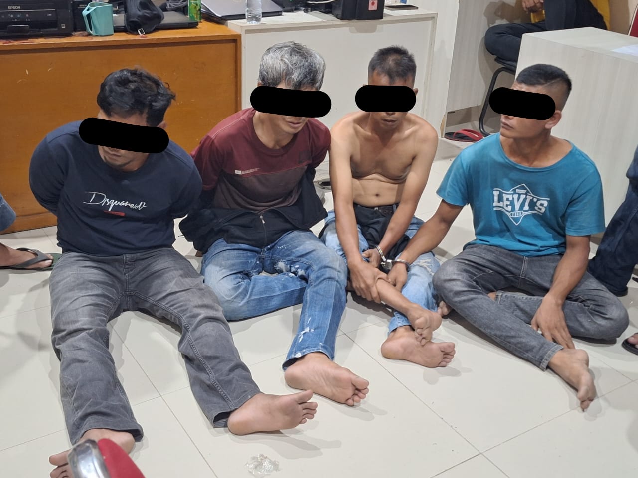 Polres Kuansing Ungkap Kasus Curat di Kantor Desa Jake