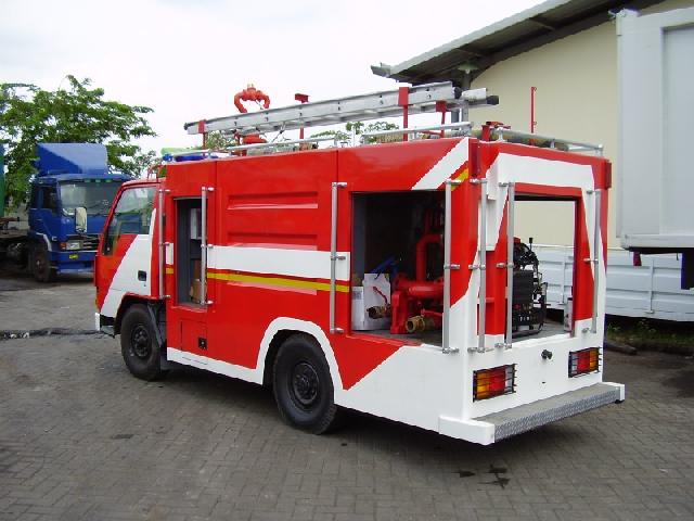 Armada Terbatas, Kebakaran di Pekanbaru Meningkat 93 Kasus