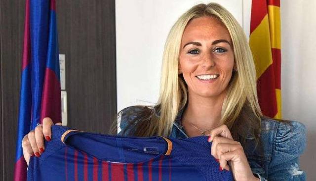 Barcelona Resmi Bajak Penyerang Cantik ManCity