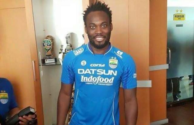 Hebat ! Persib Bandung Berhasil Rekrut Michael Essien