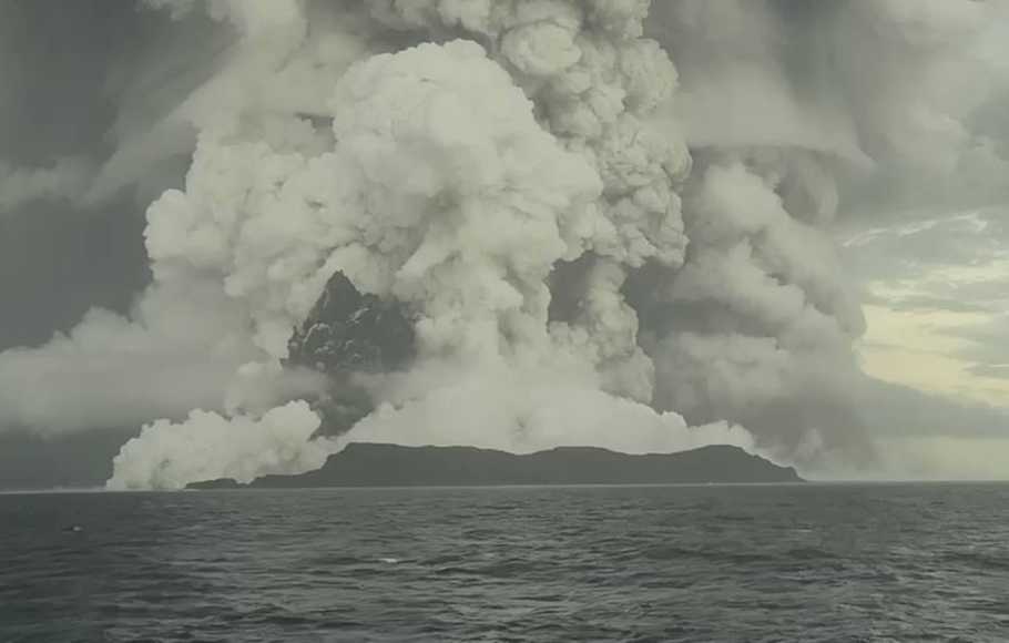 Mengerikan! Seluruh Pulau Berguncang, Letusan Gunung Tonga seperti Bom Atom