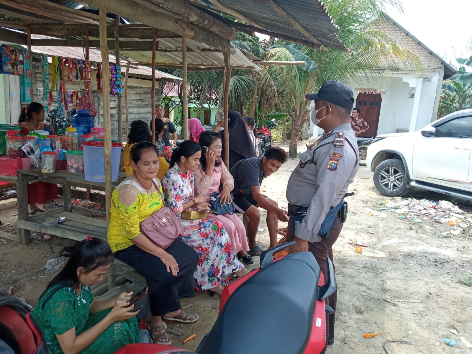 Personil Polsek Langgam Dikerahkan untuk Lakukan Patroli C3 dan Sosialisasi Prokes