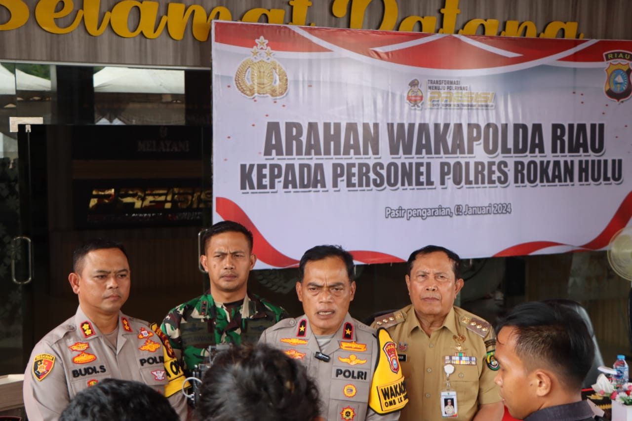 Kunjungi Banjir Rohul, Wakapolda: Cooling Sistem Langkah Polri Wujudkan Netralitas