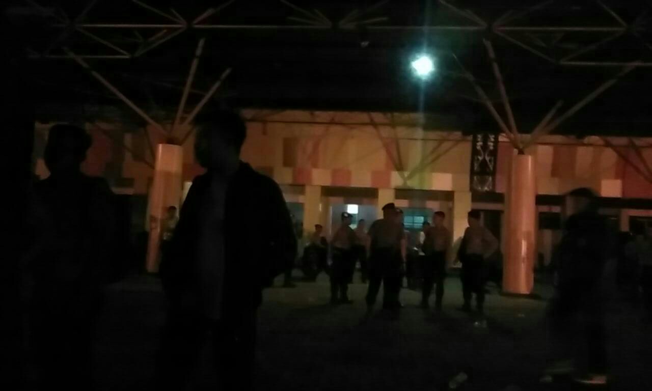 Baru Saja Ricuh di Stadion Rumbai Pekanbaru, Satu Mahasiswa Terluka