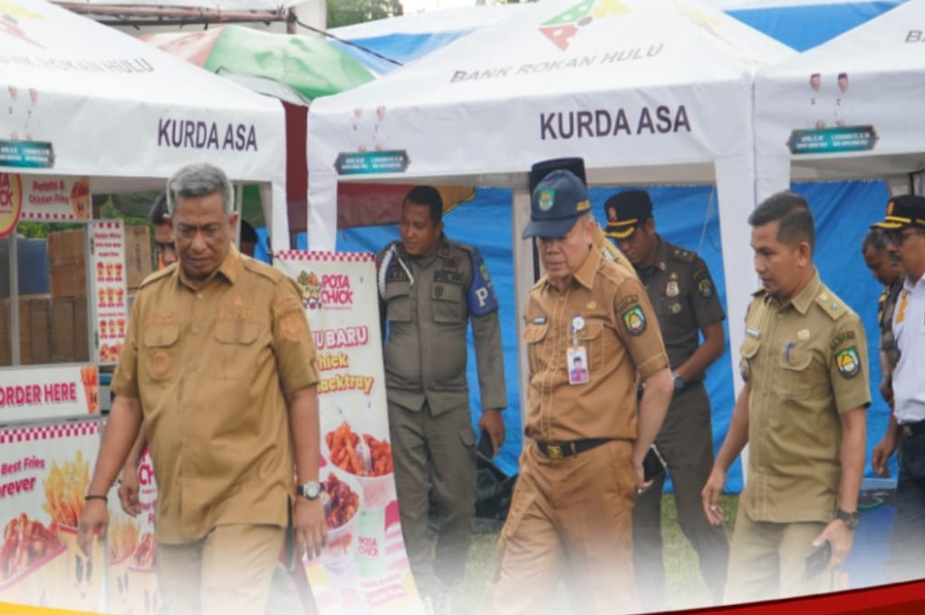 Turun Langsung ke Lapangan, Bupati Anton Pastikan Bazar UMKM Berjalan Lancar