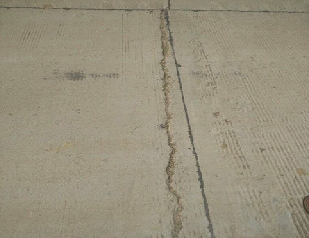 Meskipun Telan APBD Bengkalis Hingga Rp 20 Miliar, Namun Begini Kondisi Jalan Gajah Mada