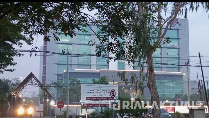 Kebakaran Lahan di Pekanbaru Kepung Permukiman, Rumah Sakit hingga Mal Terdampak Asap