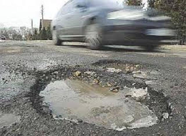 Pemkab Diminta Perbaiki Jalan Lintas Duri - Dumai