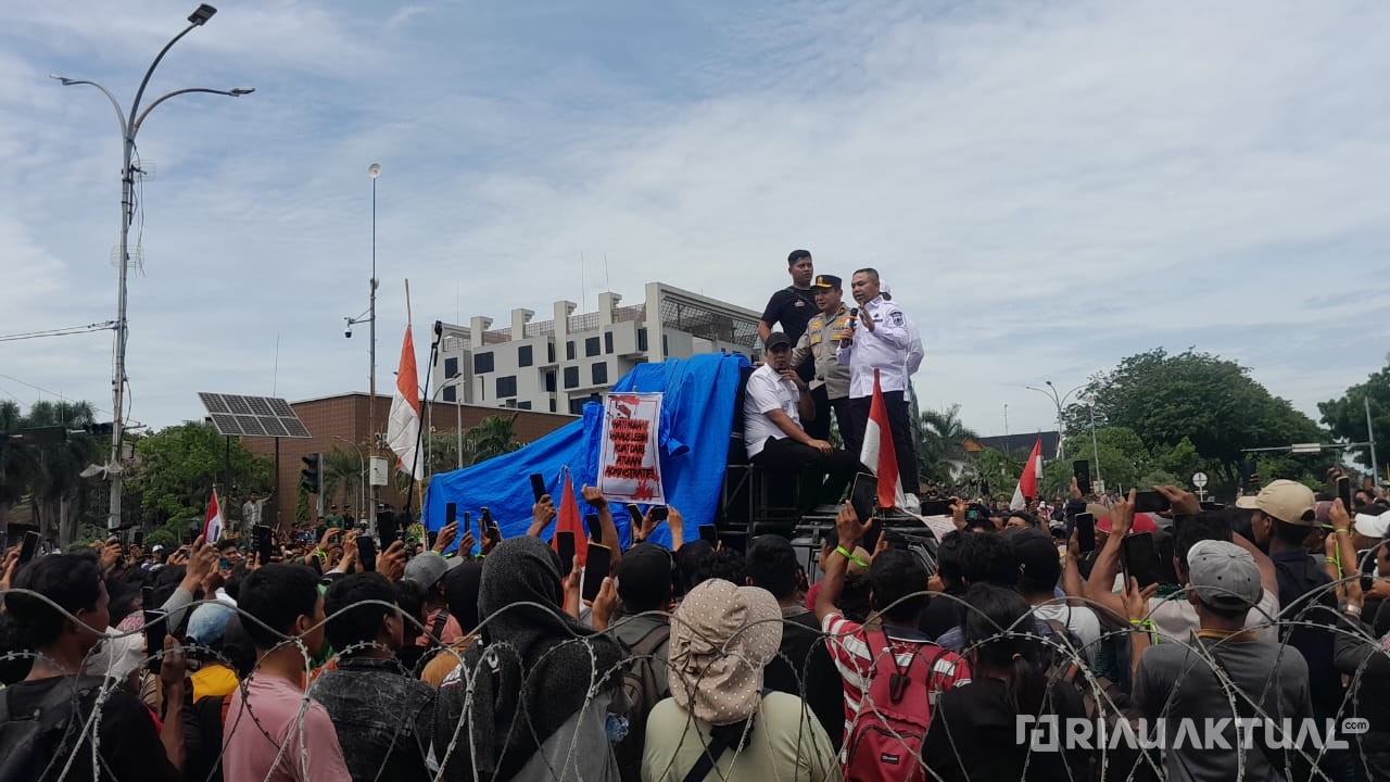 Aksi Usai, Massa Beri Waktu 1 Bulan kepada Gubernur Riau untuk Fasilitasi Pertemuan dengan Pemerintah Pusat