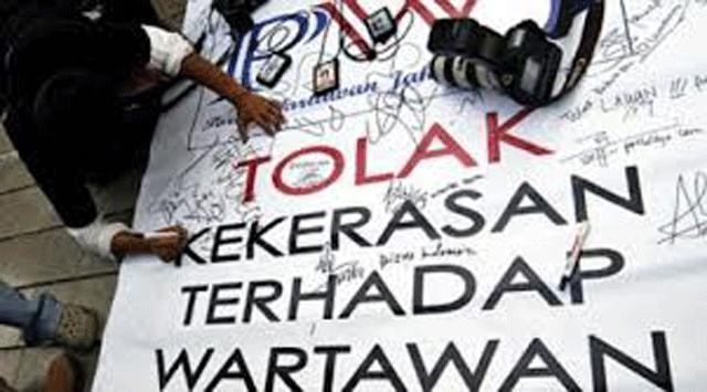 Fotografer Disekap dan Dipukuli Saat Liputan, Wartawan Demo